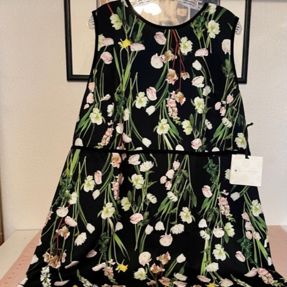 Victoria Beckham floral dress NWT 2X
